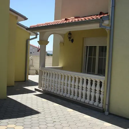Komljenovic