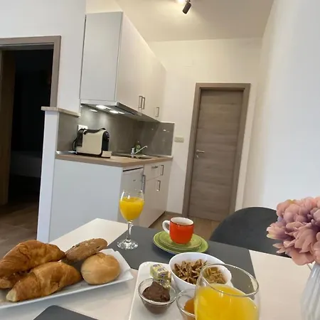 Appartamento Komljenovic Pola