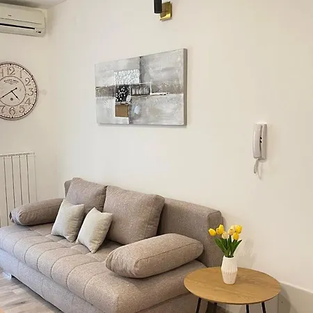 Komljenovic Apartman *