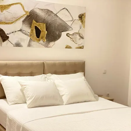 Komljenovic Apartment Pula