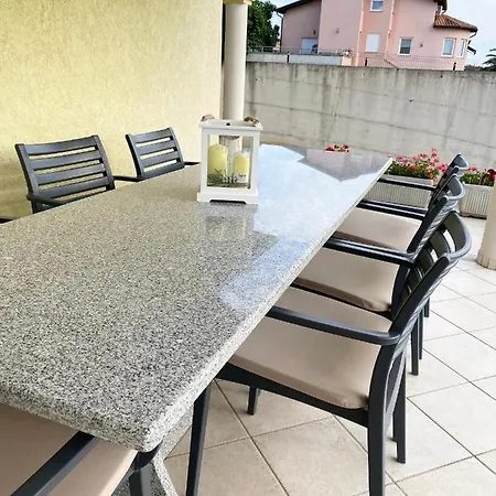 Komljenovic Apartment