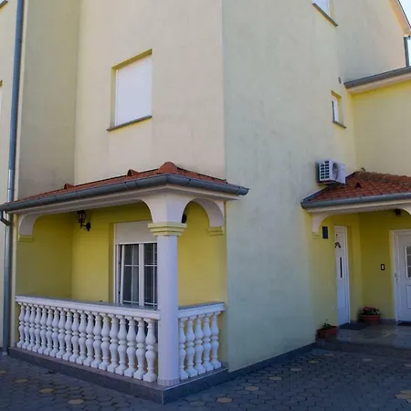 Apartment Komljenovic